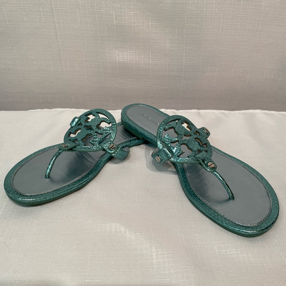 Tory Burch Miller Logo Blue Snake Embossed Leather Sandal Flip Flop Thong 9.5 M